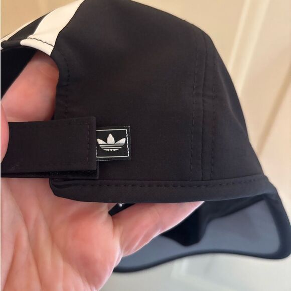 Adidas Black Cap with White Logo - Picture 5 of 6
